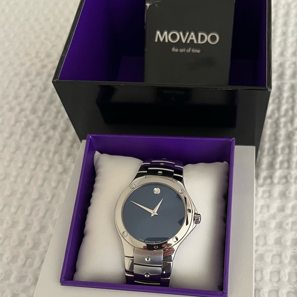 Movado Other - NWOT MOVADO SE SWISS MENS WATCH